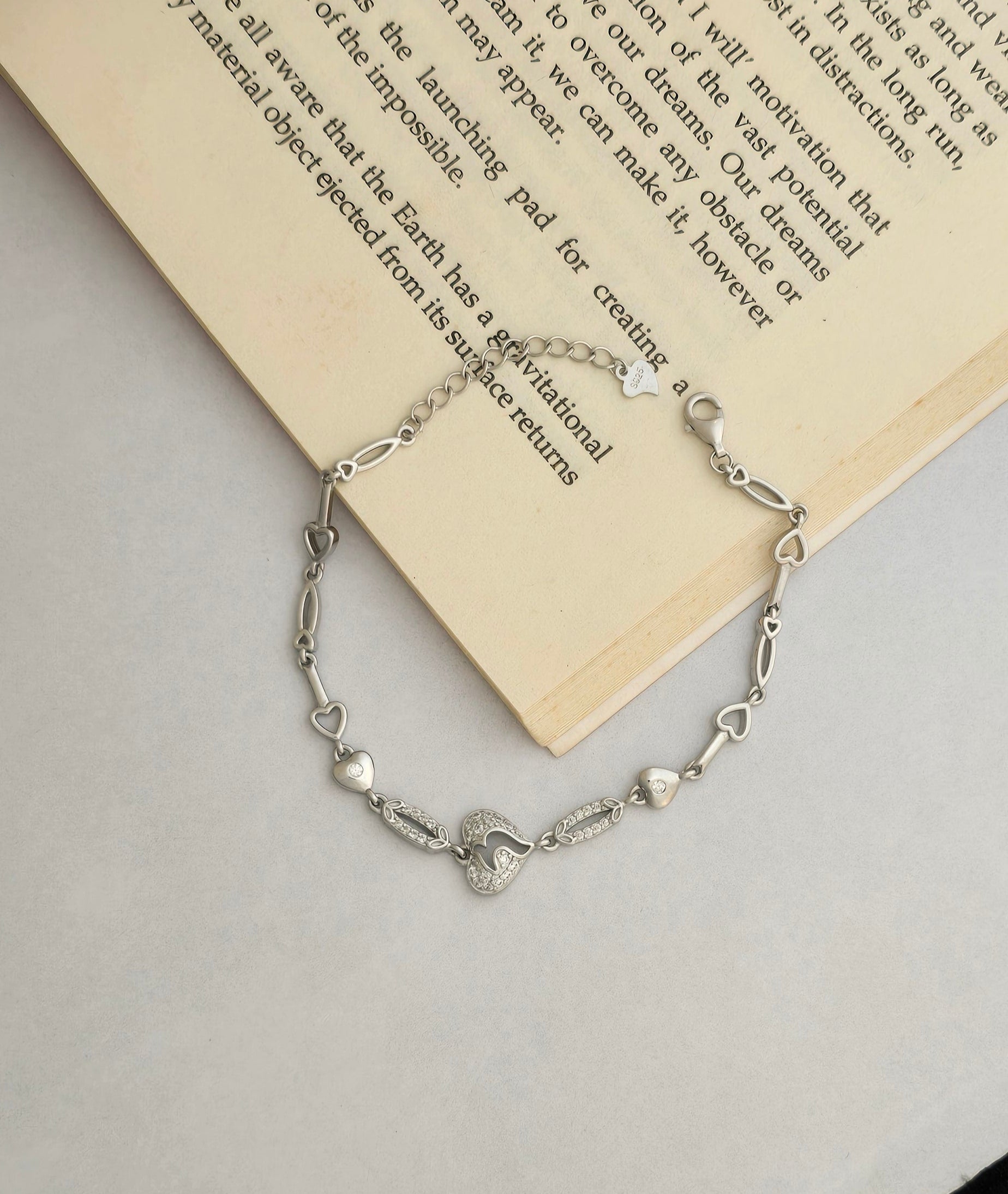 925 Sterling Silver Heart-Link Charm Bracelet