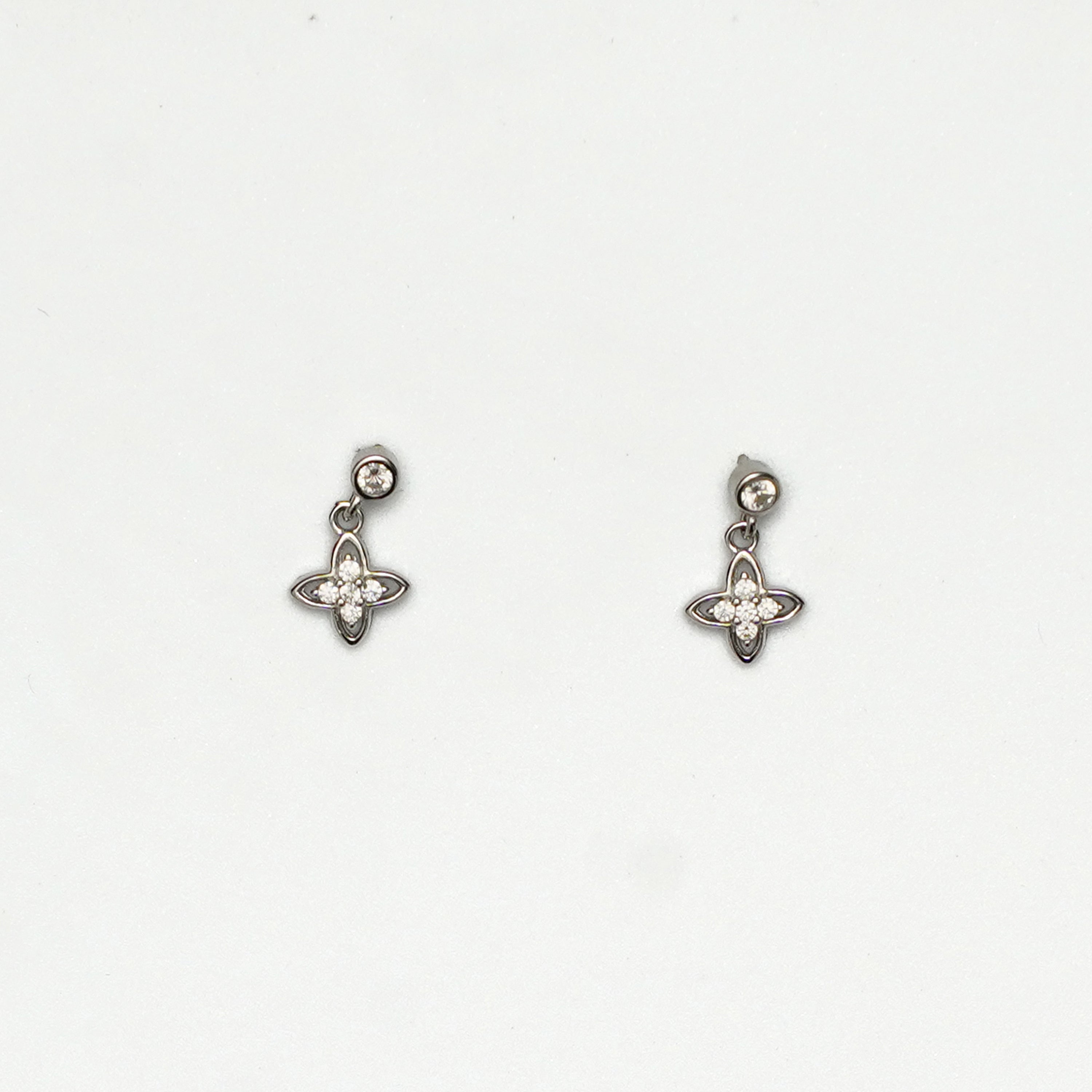 925 Silver Floral Station Necklace 