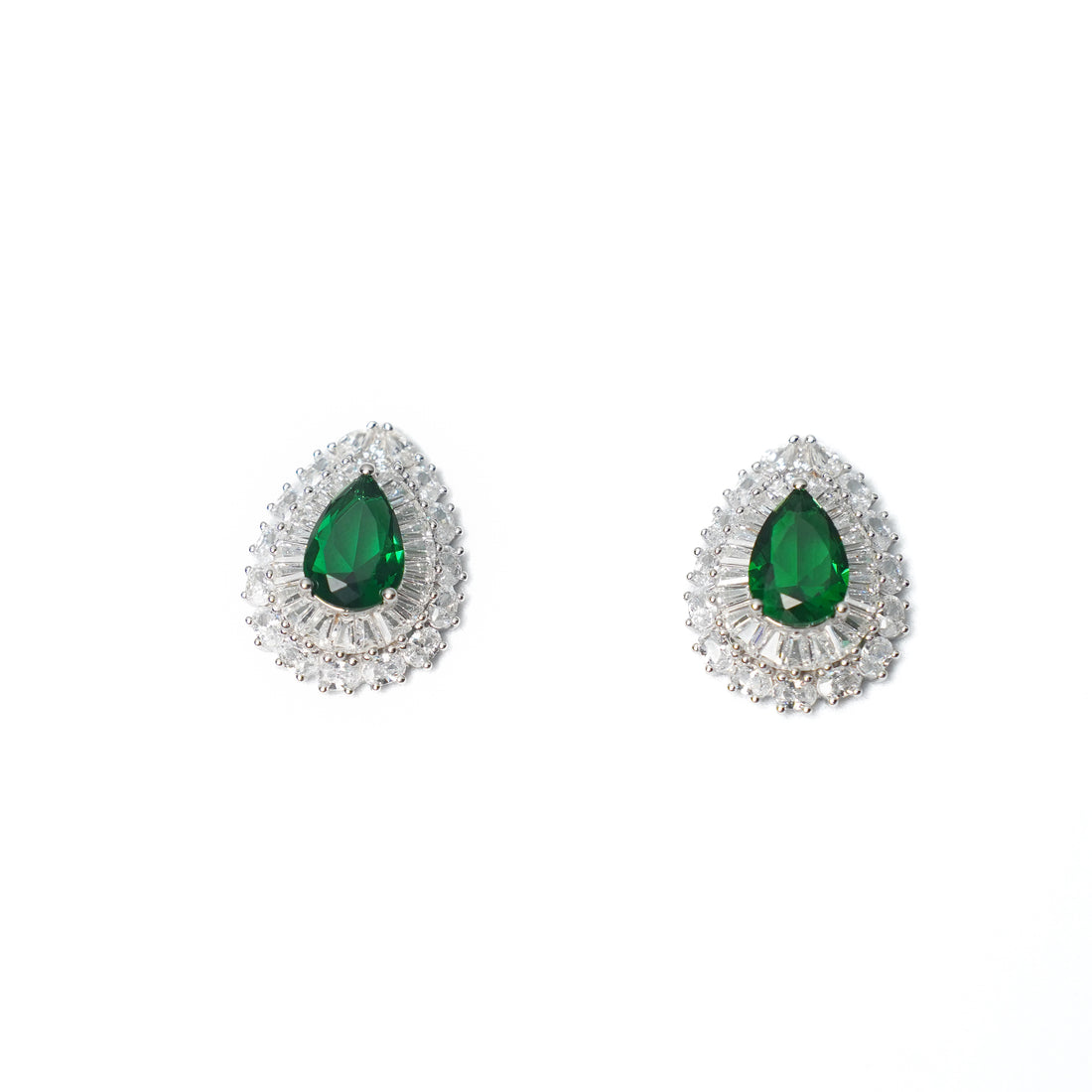 92.5 Silver Pear Shape Emerald & Diamond Pendant set