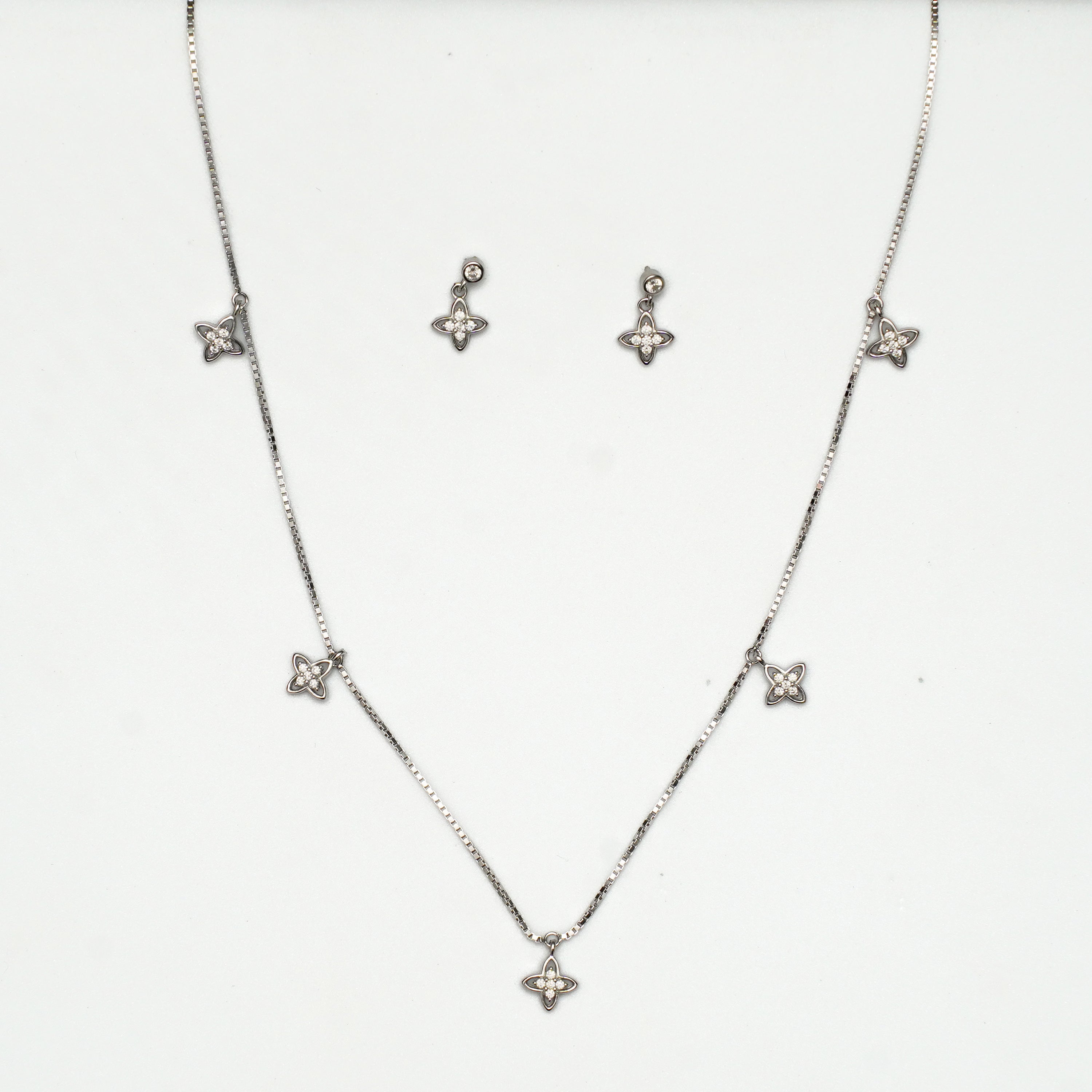 925 Silver Floral Station Necklace 