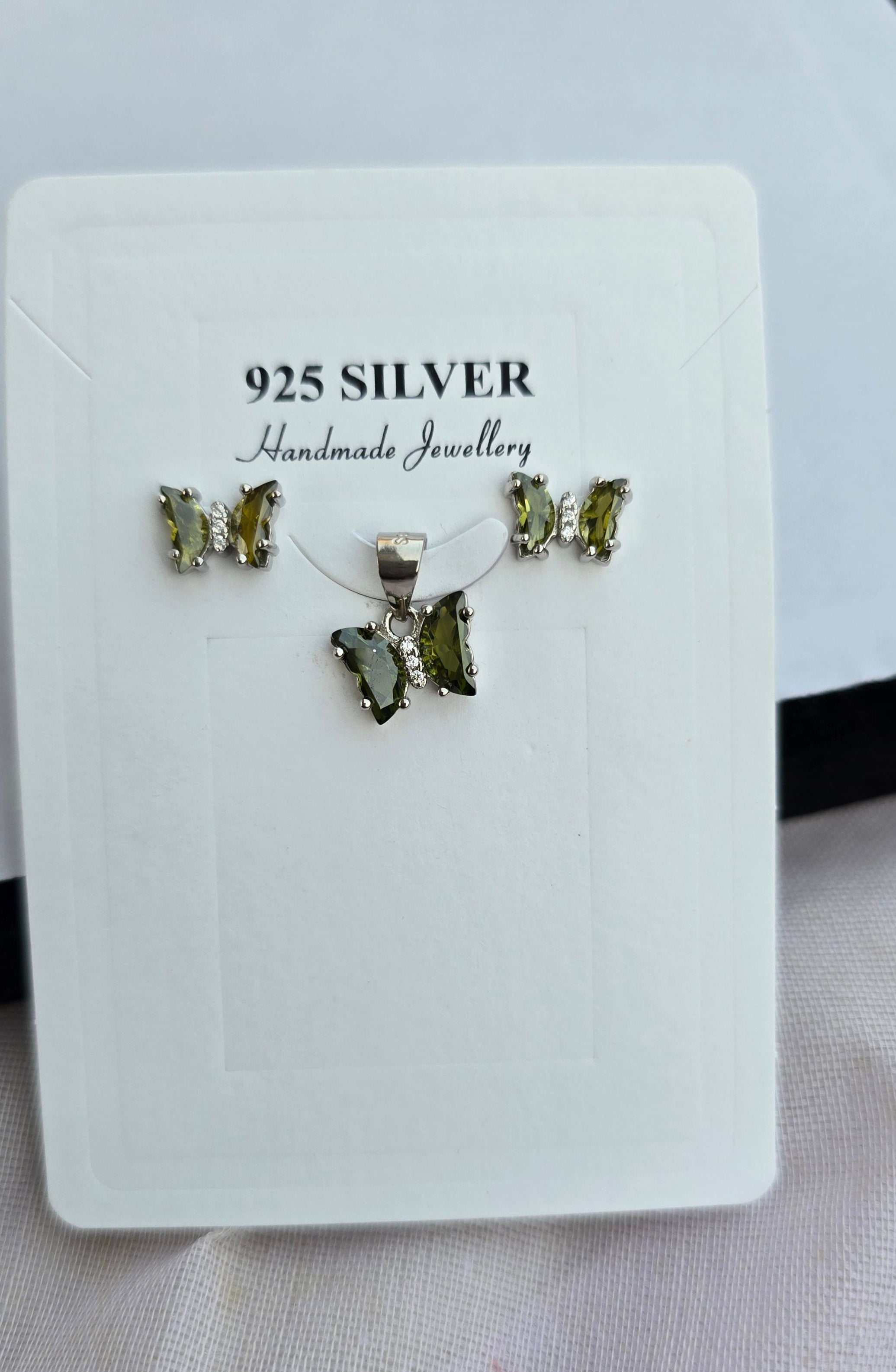 92.5 Silver Emerald Flutter Butterfly Pendent Set