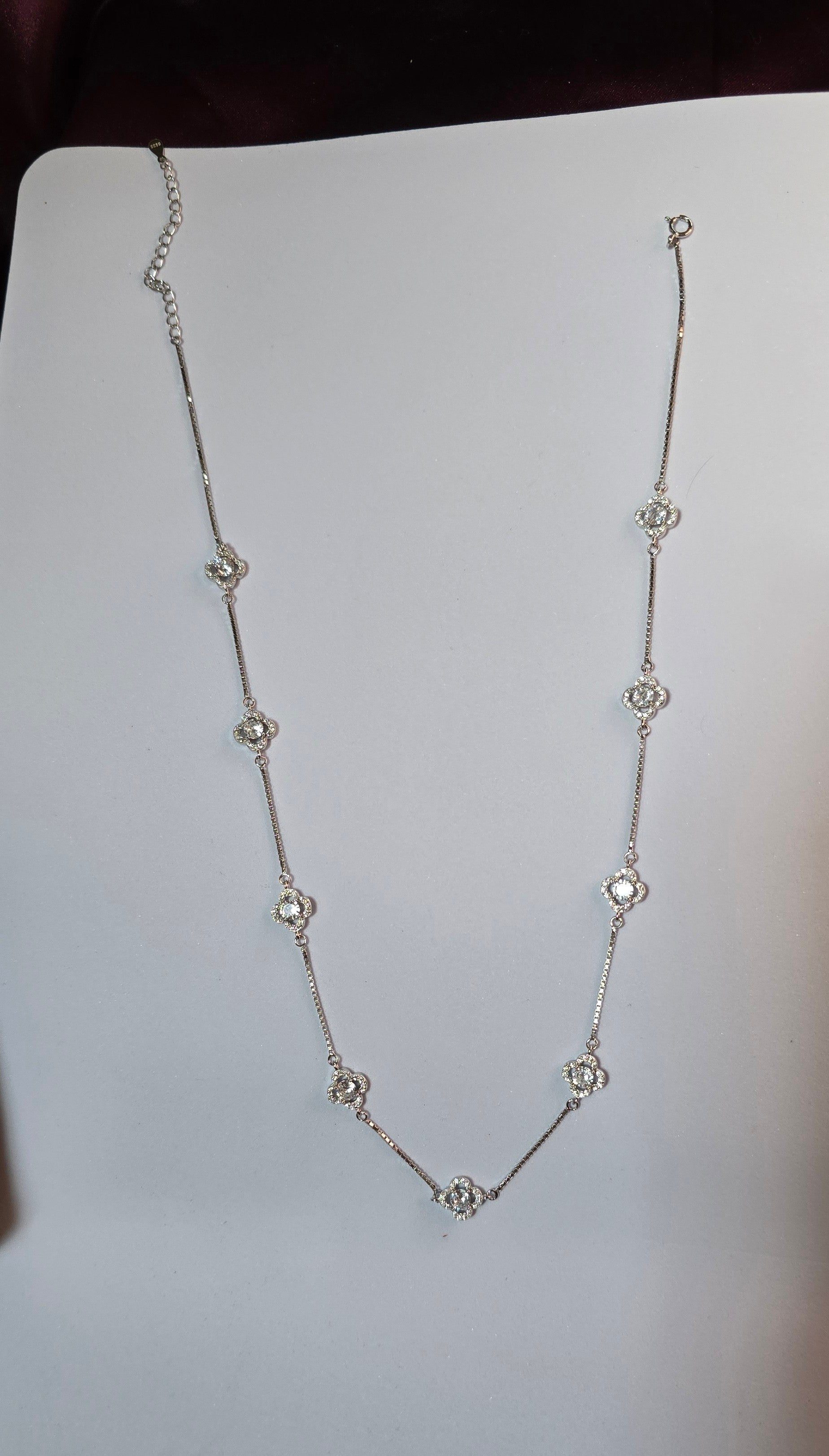 Clover Motif Silver Necklace and stud