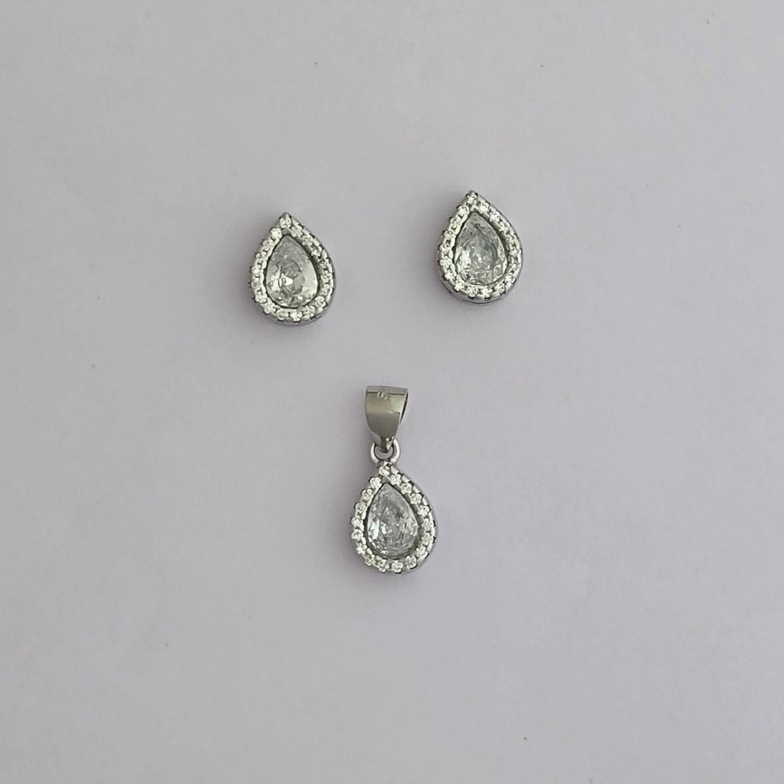 92.5 Silver Pear Halo Elegance Pendent Set