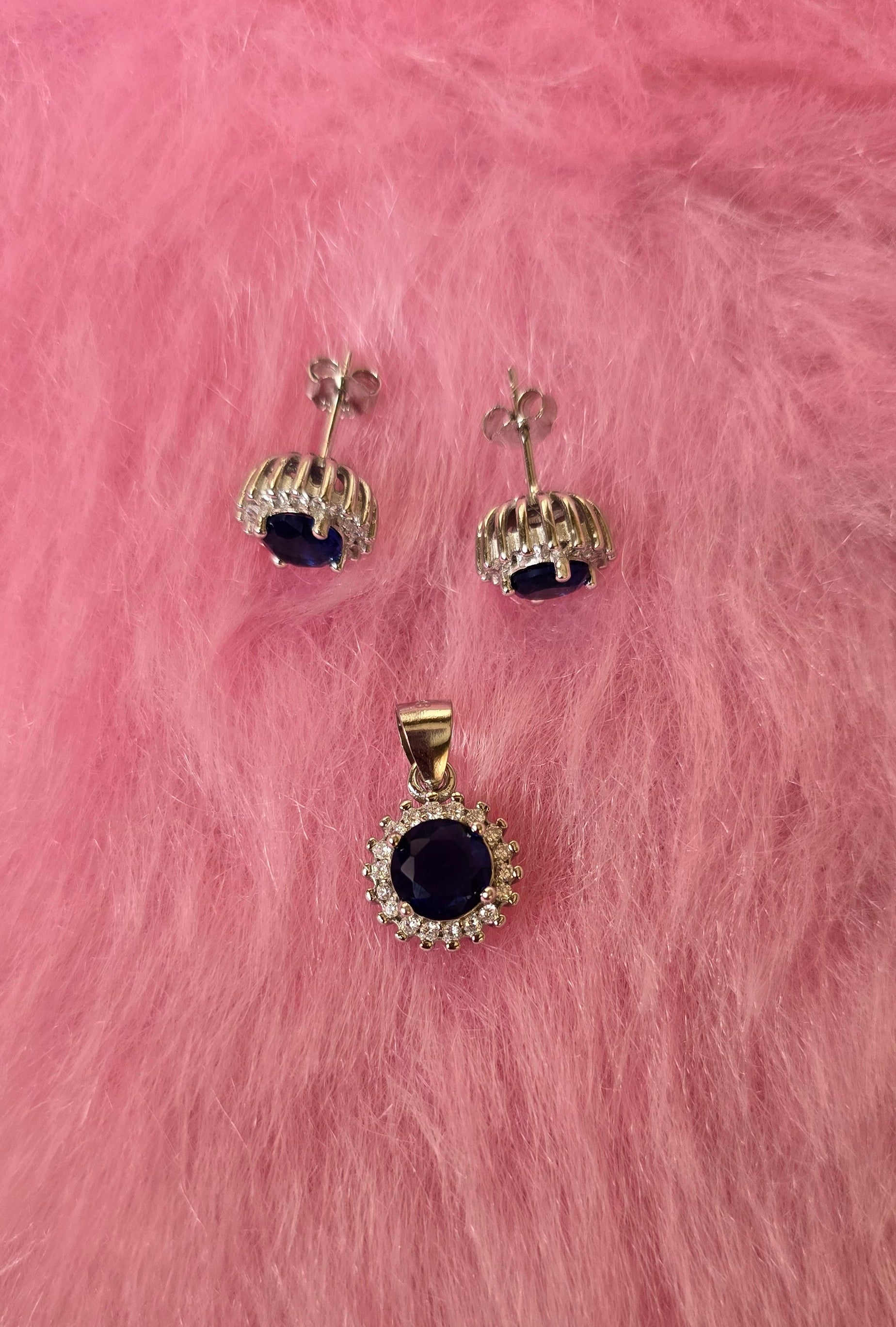 92.5 Silver Blue Regal Sapphire Cluster Pendant