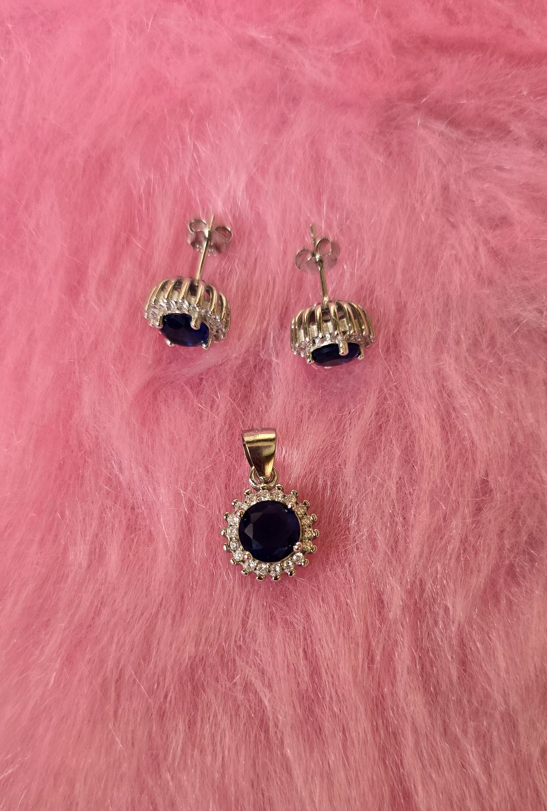 92.5 Silver Blue Regal Sapphire Cluster Pendant