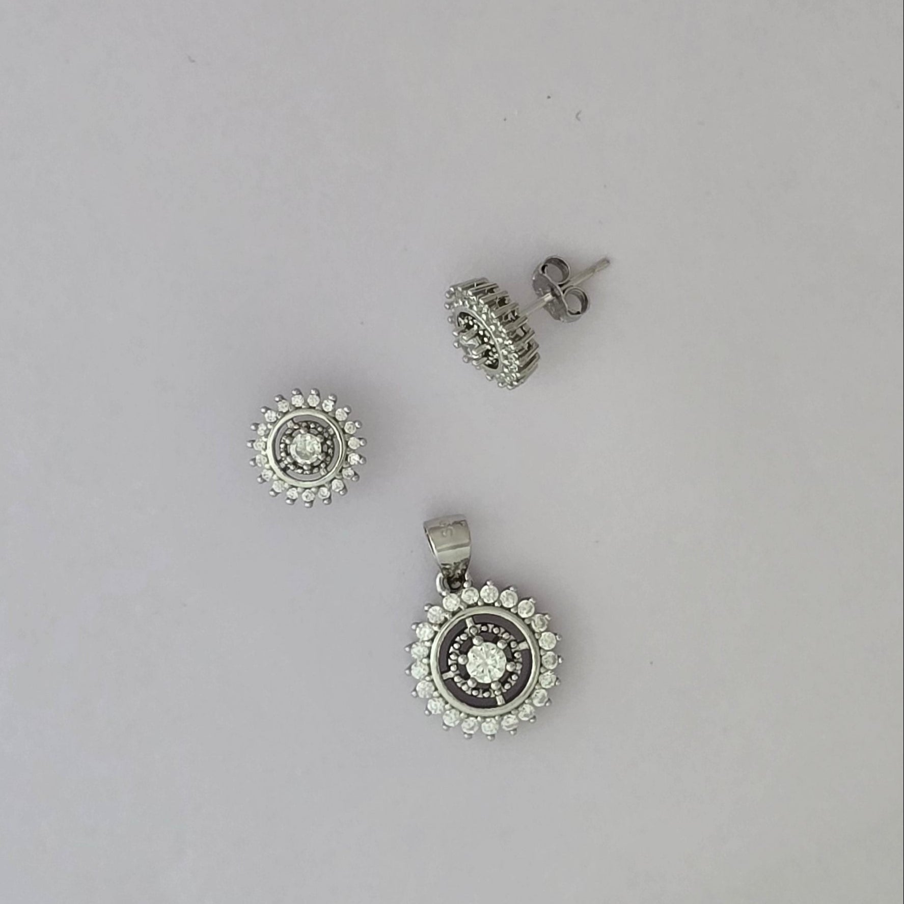 92.5 Sliver Radiant Bloom Sunburst Pendent Set