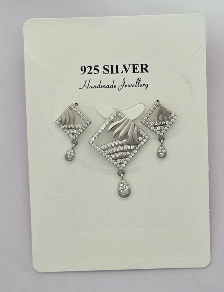 92.5 Silver Kite Shape Sparkle Drop Pendent Set