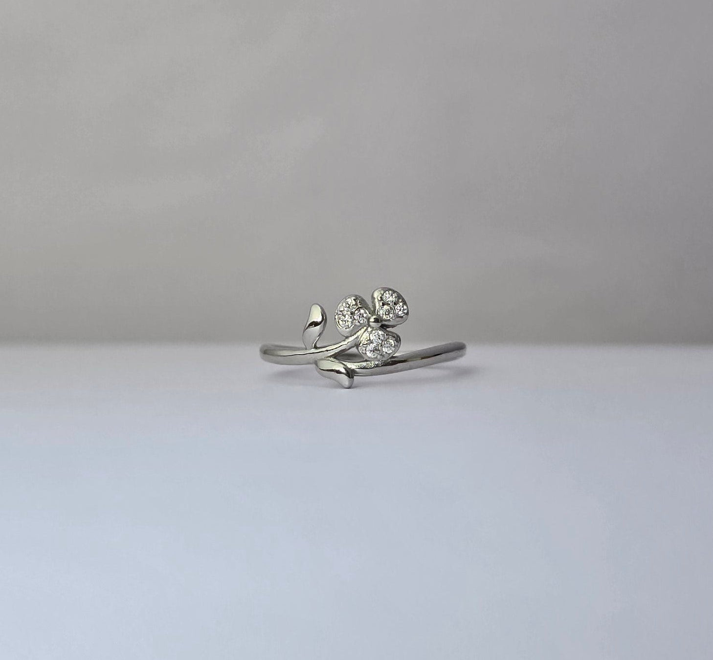 Floral Bliss 92.5 silver Ring