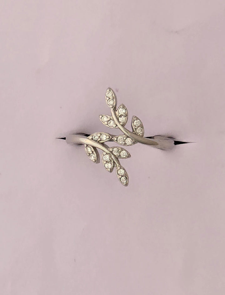 Whisper of Nature – 925 Sterling Silver Leaf Ring