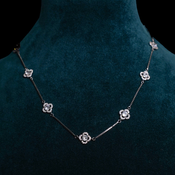 Clover Motif Silver Necklace and stud