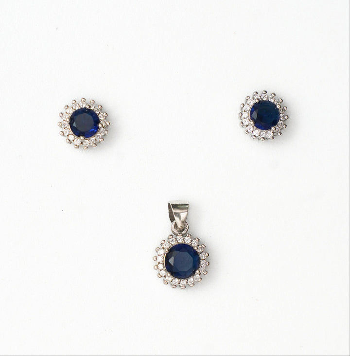 92.5 Silver Blue Regal Sapphire Cluster Pendant