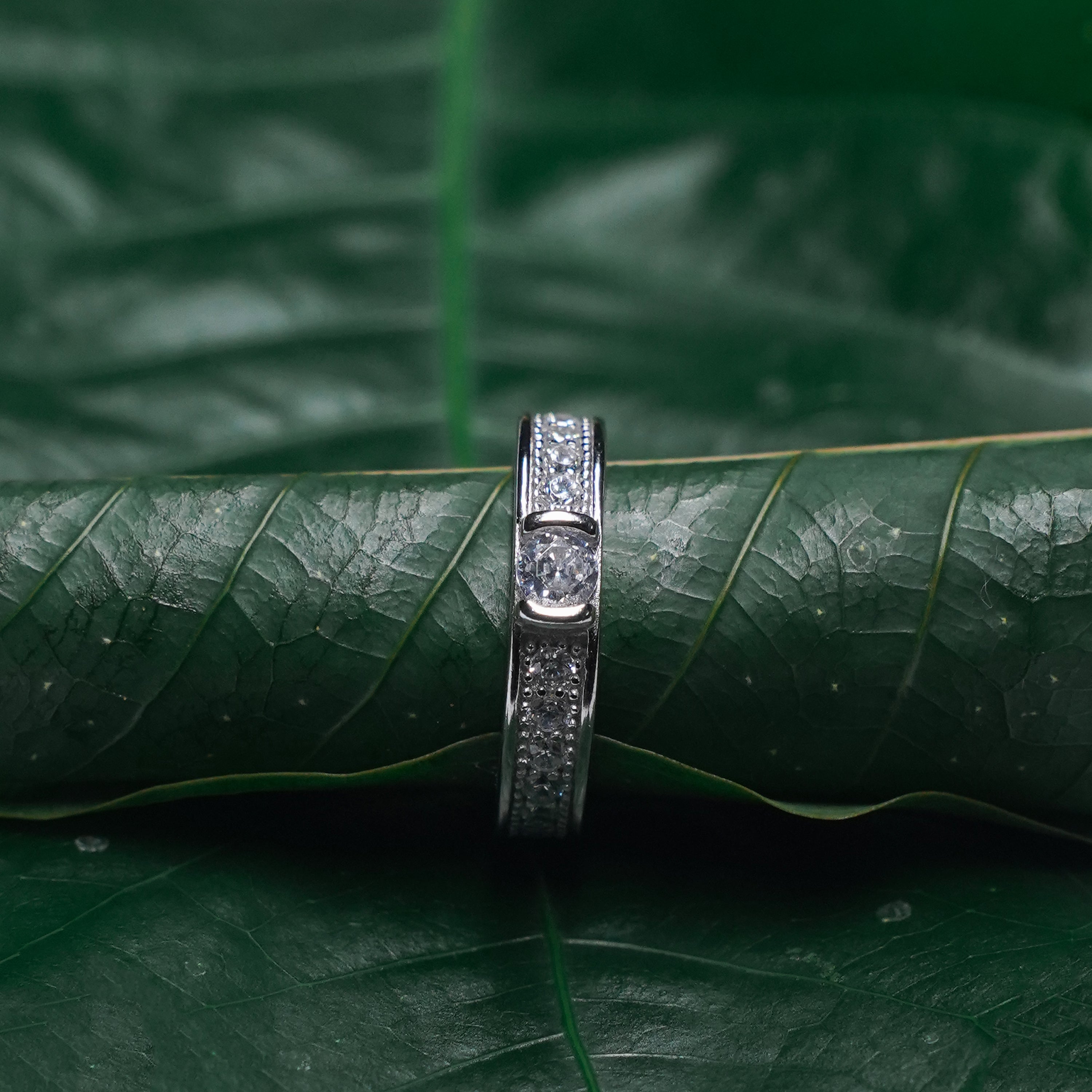 92.5 Silver Pave Diamond Band Ring with Center up round cz Dimond