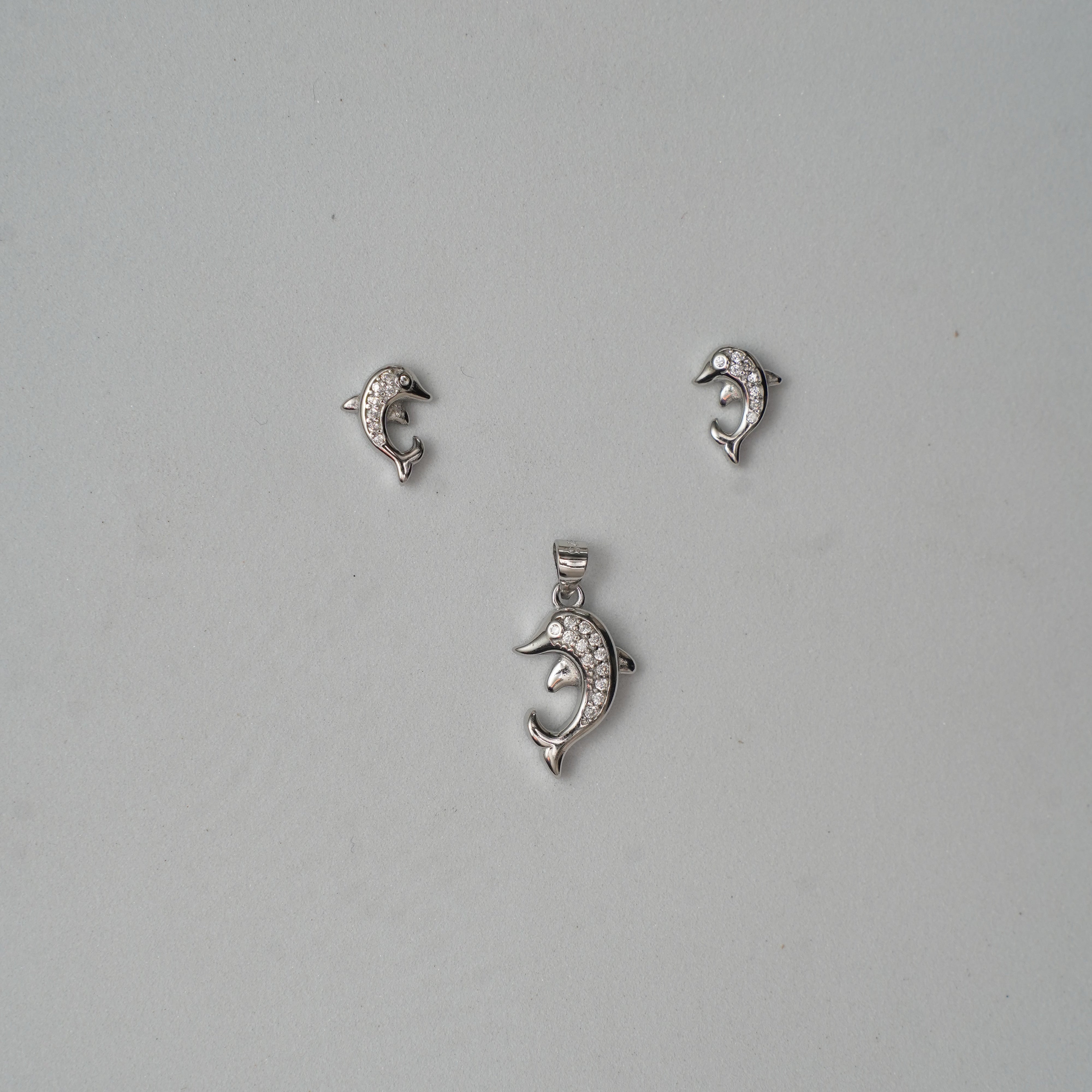 925 Silver Leaping Dolphin Pendant Set