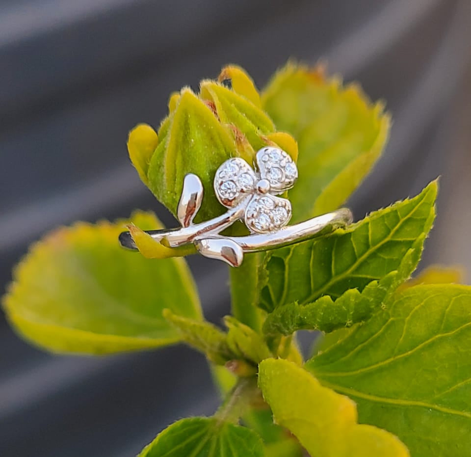 Floral Bliss 92.5 silver Ring