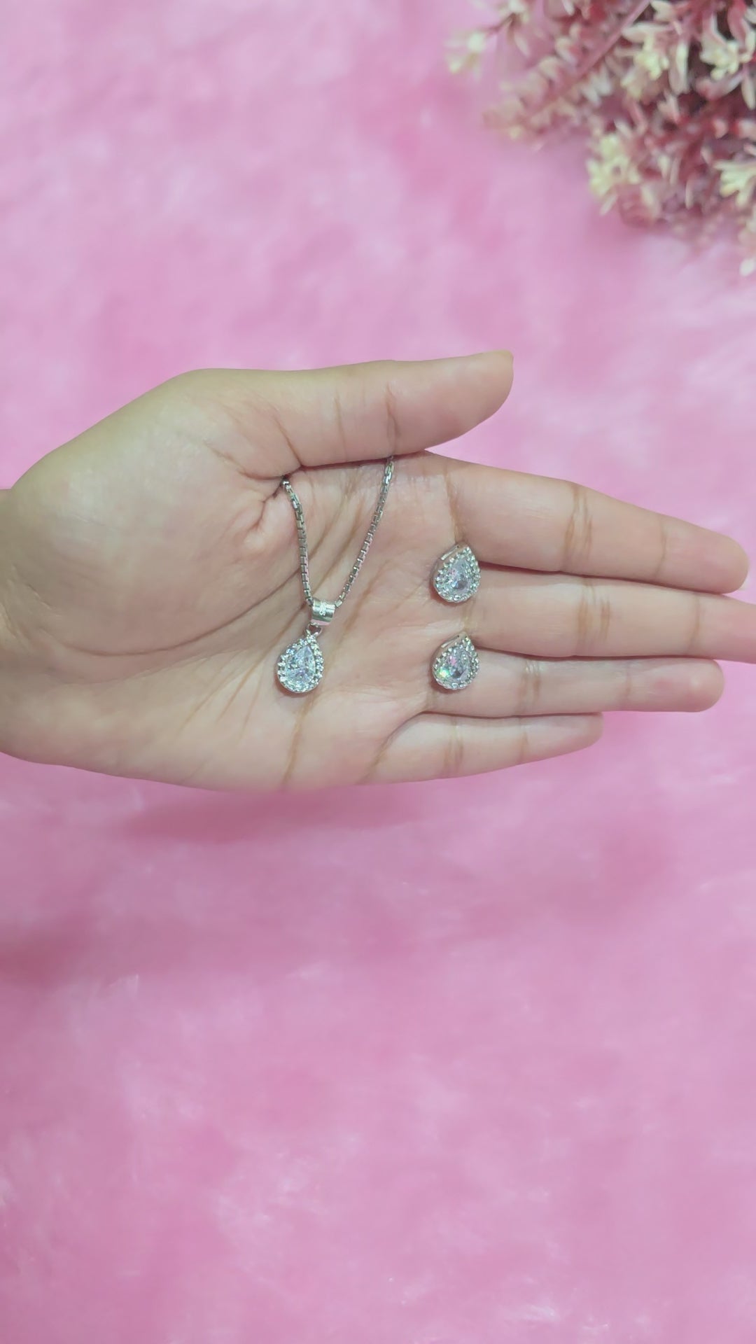 92.5 Silver Pear Halo Elegance Pendent Set