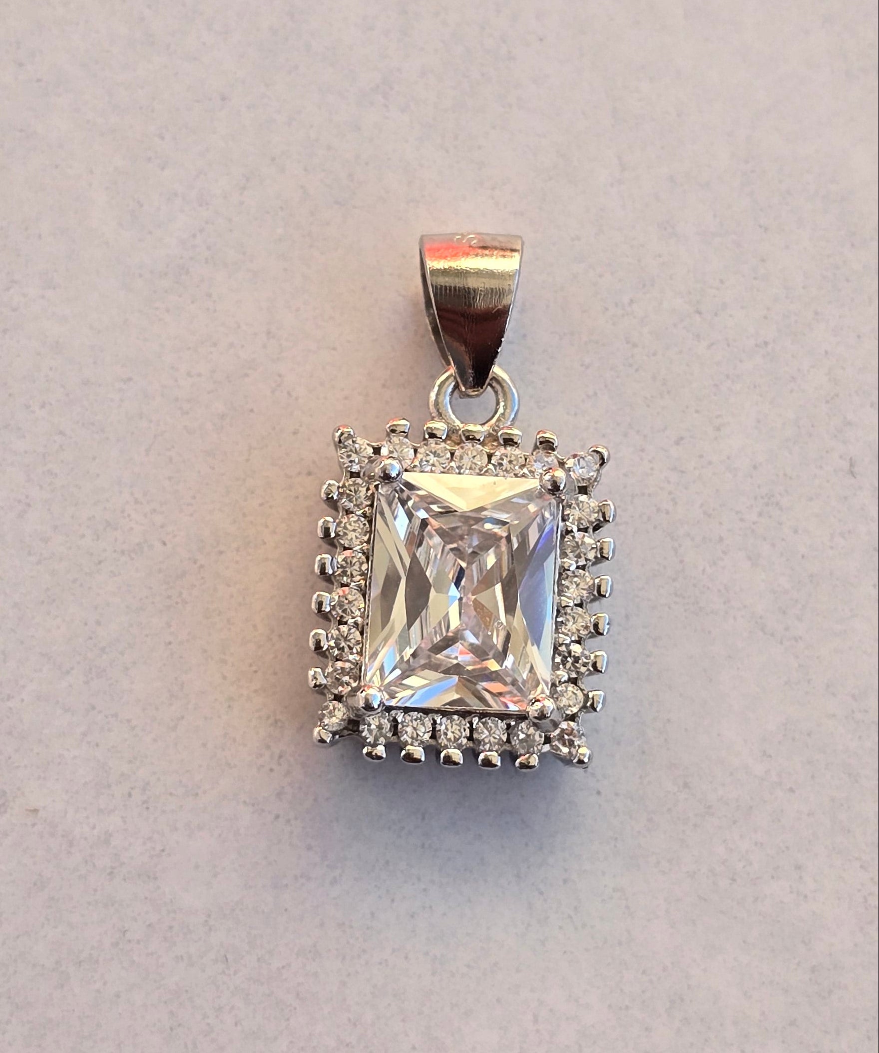 92.5 Regal Radiance Rectangle Pendent Set